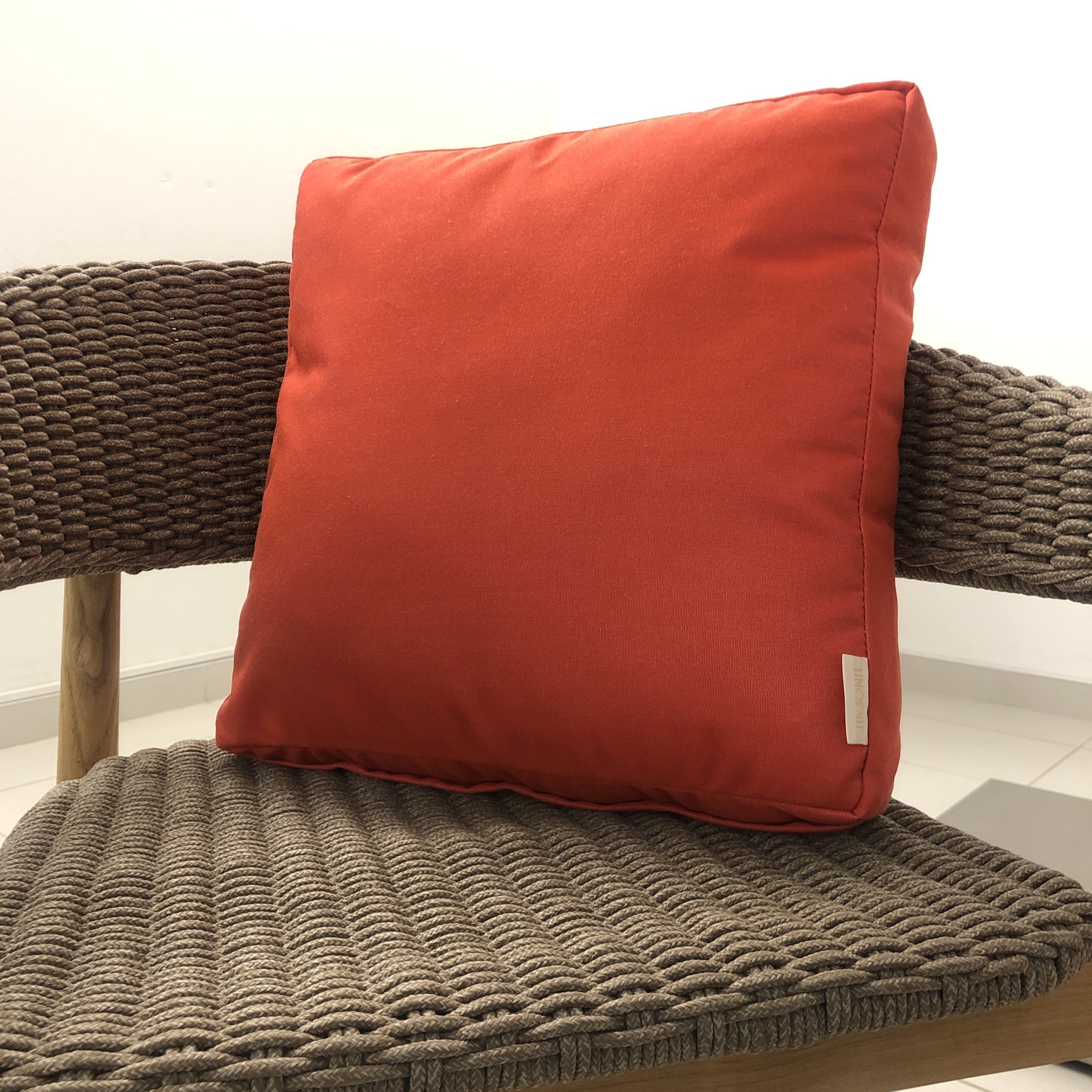 Unopiu I Cushion 40x40 Red