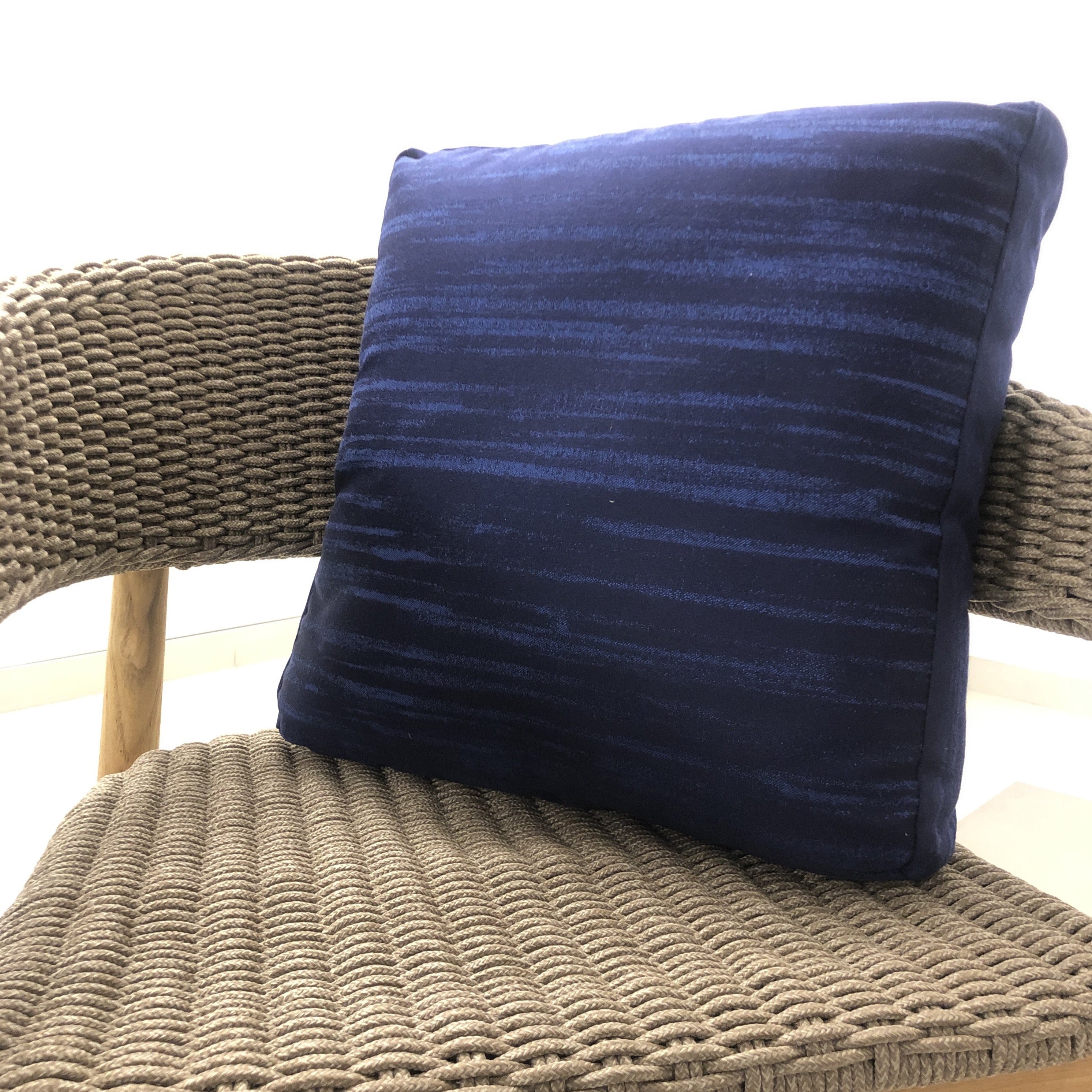 Unopiu I cushion 40x40 British Blue