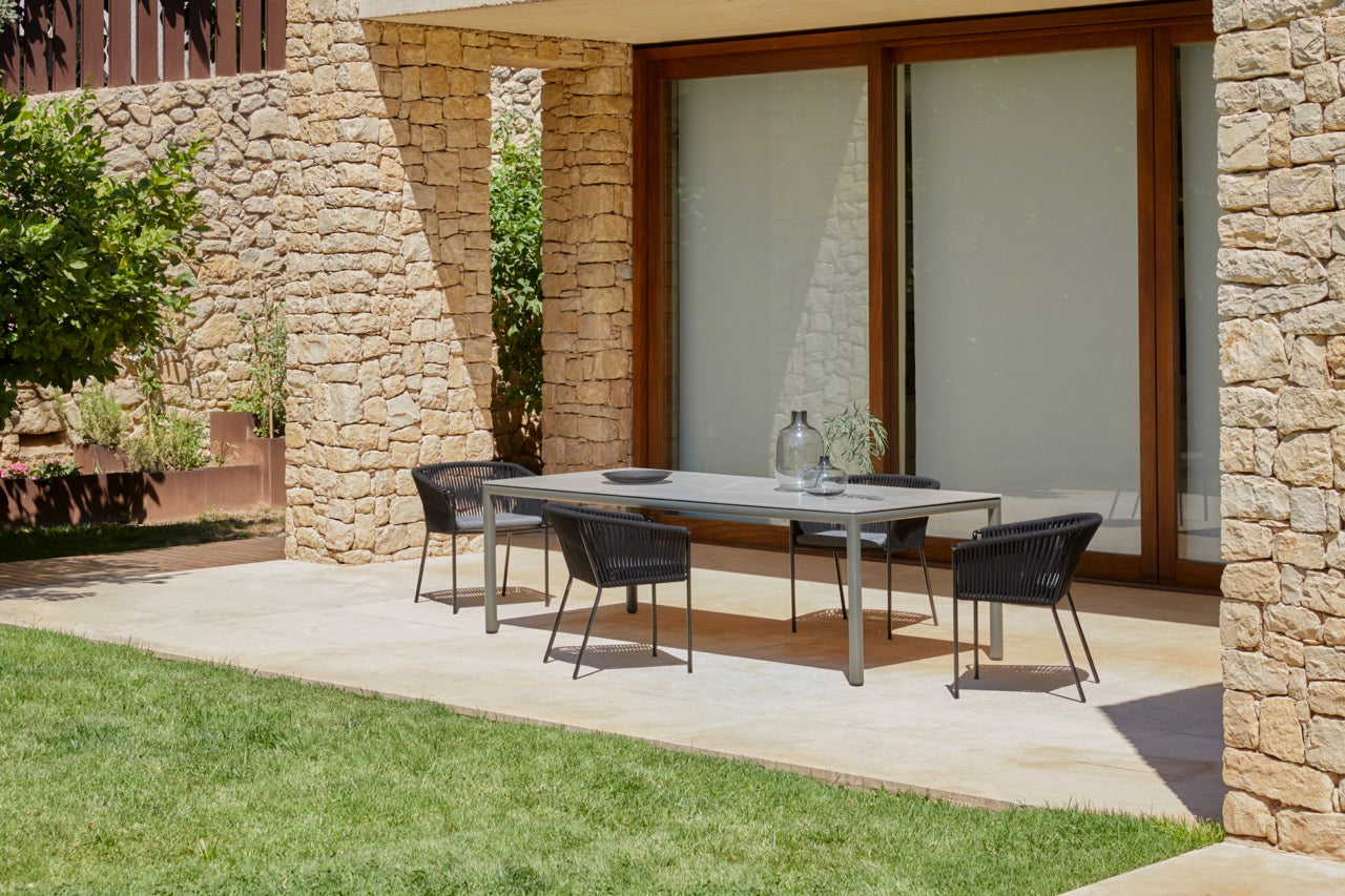 Point I Weave Armlehnenstuhl