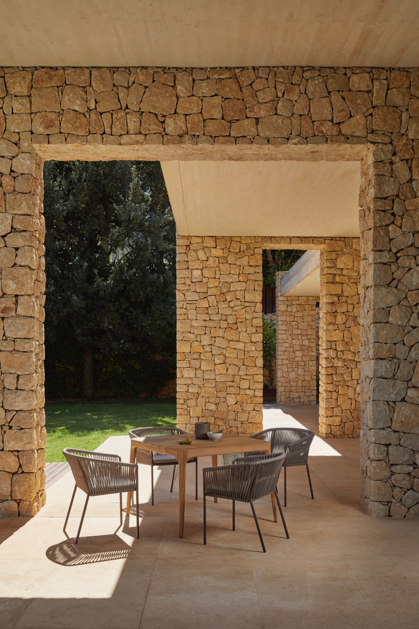 Point I Weave Armlehnenstuhl