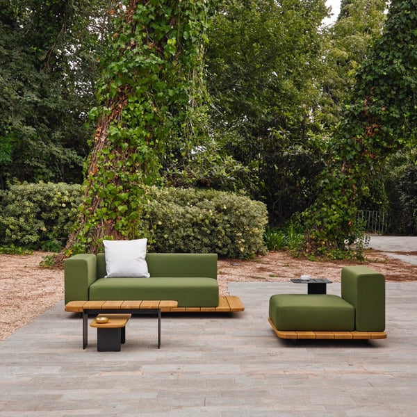 Point I Pal Zweisitzer Ecksofa links mit Hocker und Ablage rechts