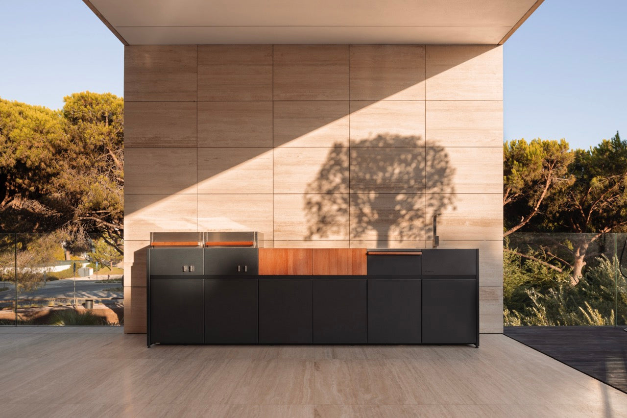 Röshults I Outdoor kitchen island closed