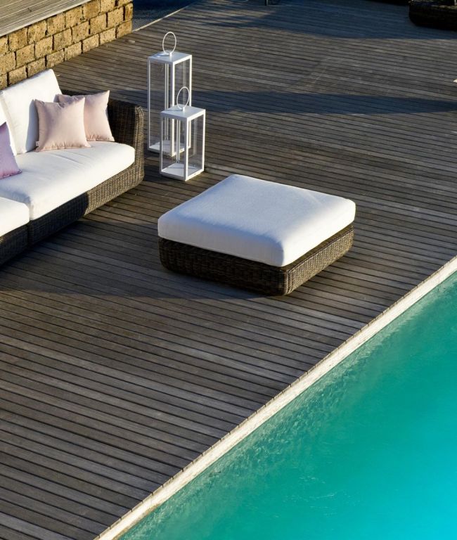 Unopiu I Agora Hocker