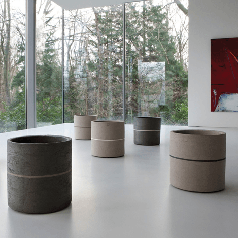 Atelier Vierkant Terrakotta Gefäße CLK50, Ø50cm in grau und schwarz