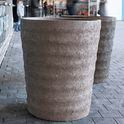 Atelier-Vierkant-MRR-Pflanzgefaess-handgefertigt-Belgien-matte-Terrakotta-unikat