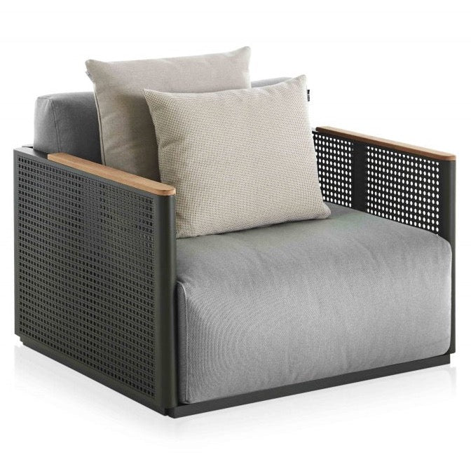 Gandia Blasco Bosc Lounge Chair in grün, Frontansicht, etwas seitlich