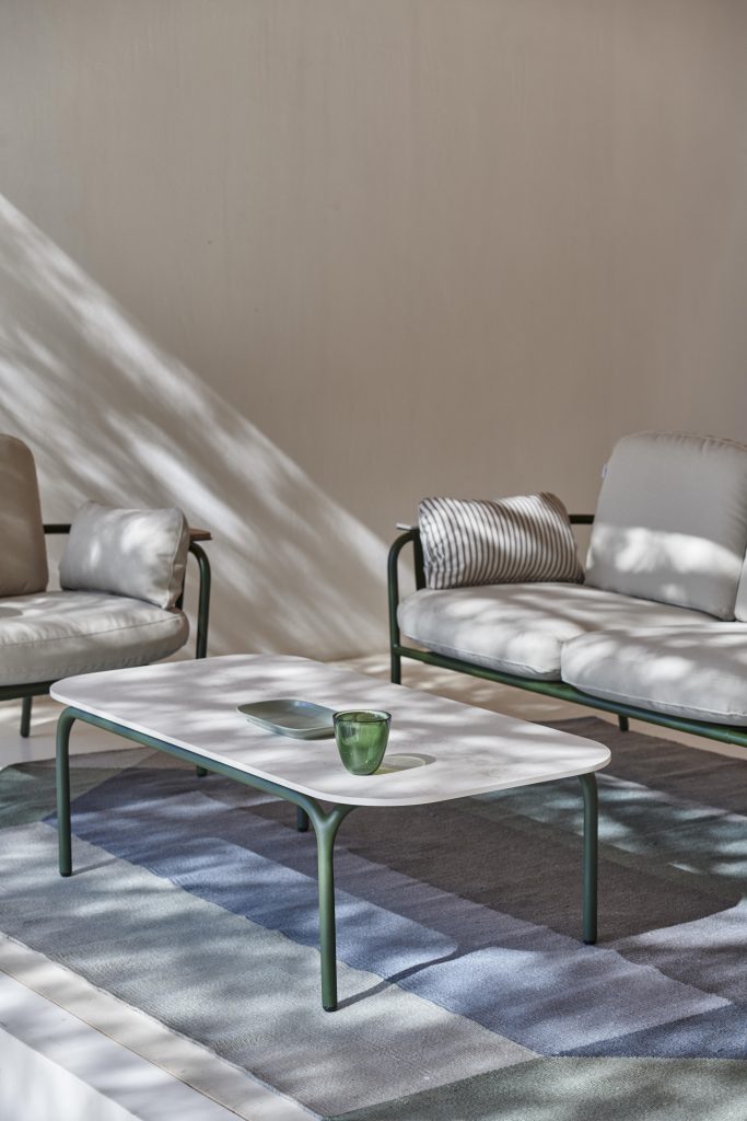 Gandia Blasco Capa 2 Seat Sofa in grün/patio, Sitzecke
