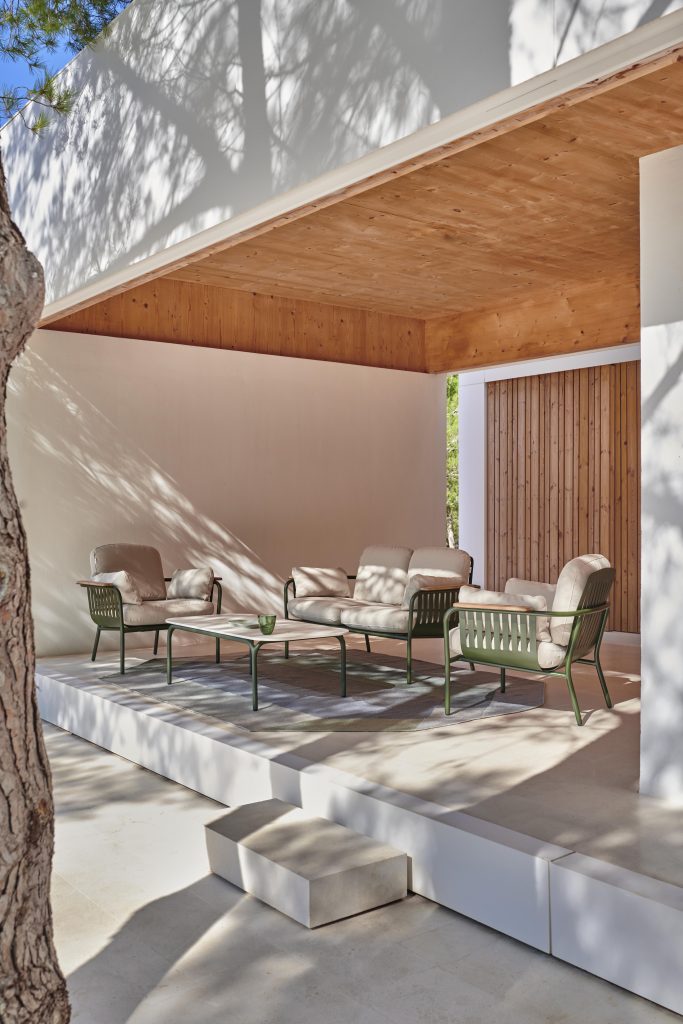 Gandia Blasco Capa 2 Seat Sofa in grün/patio, Sitzecke