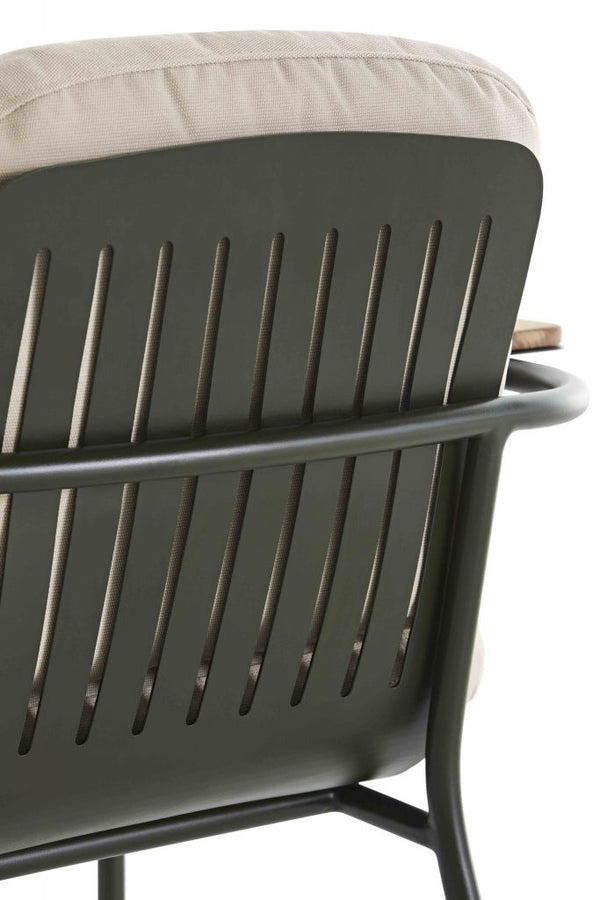 Gandia Blasco Capa Lounge Chair in grün/beige, Detail Rückenlehne
