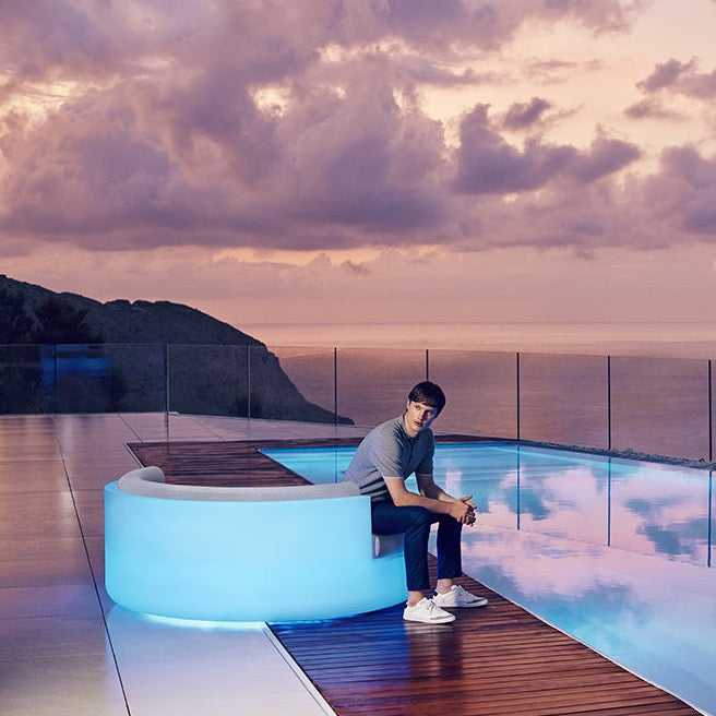 Vondom I Ulm Daybed with fixed backrest