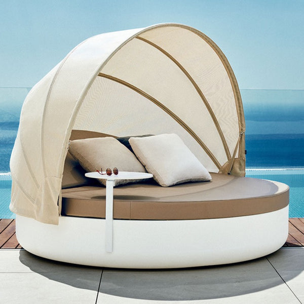 Vondom ULM daybed with adjustable backrest and folding roof