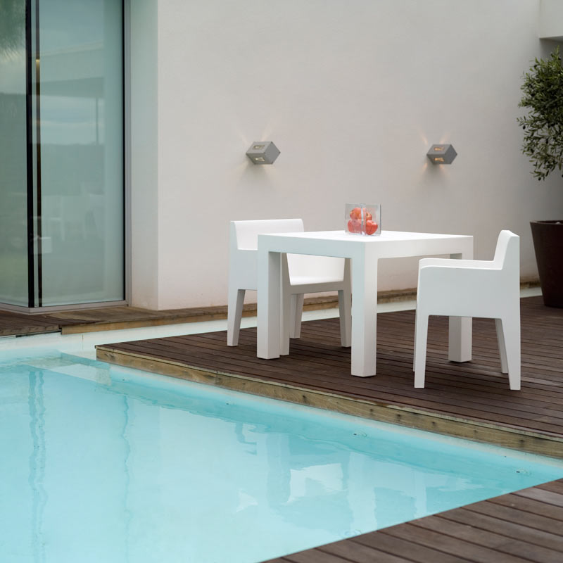 Vondom JUT armchair