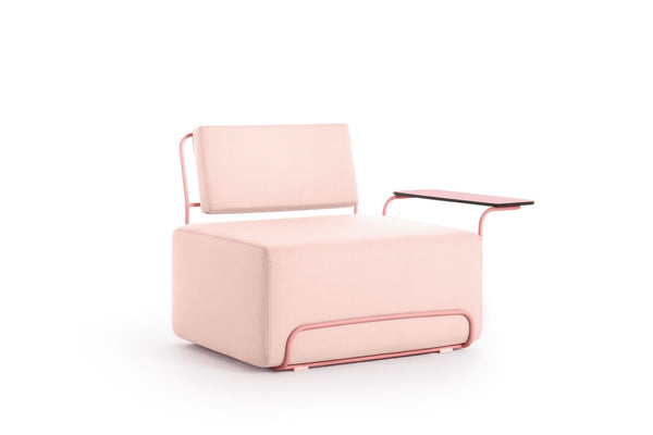 diabla Lilly lounge chair with armrest table on the right 