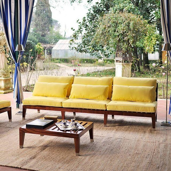 Sofa 3-Sitzer C'est la vie aus poliertem Mahagoni mit gelben Sitz- und Rückenpolstern