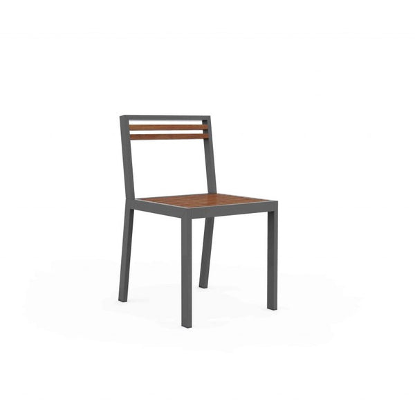 Gandia Blasco  DNA Teak Dining Chair in grau-braun, Frontansicht 
