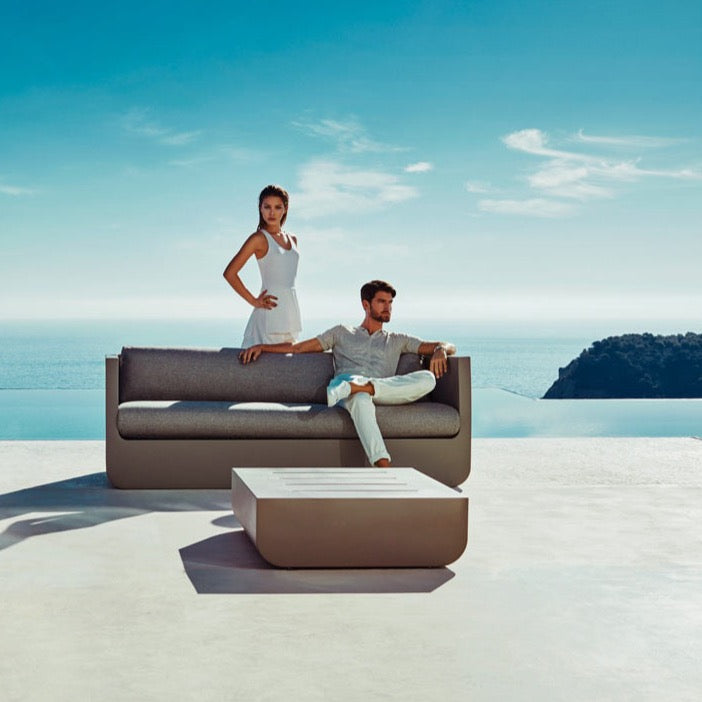 Vondom I Ulm Lounge Table 82 cm, square