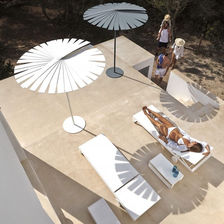 Gandia Blasco Flat High Chaise Lounge in weiß, von oben