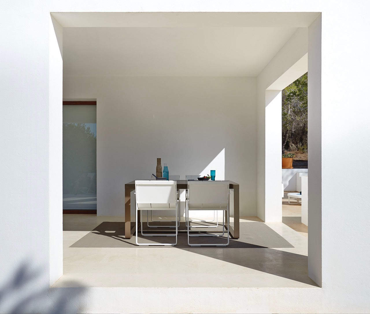 Gandia Blasco I Flat Dining Armchair