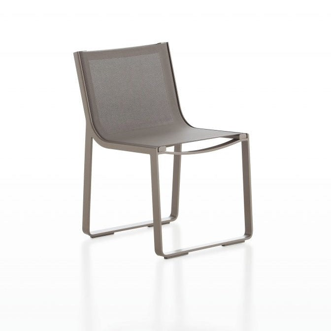 Gandia Blasco Flat Textil Dining Chair in bronze, Frontansicht 