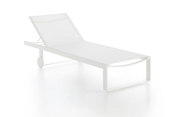 Gandia Blasco Flat Textil High Chaise Lounge in weiß, Frontansicht, Lehne nach oben