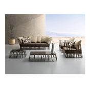 Roberti I Hamptons Lounge