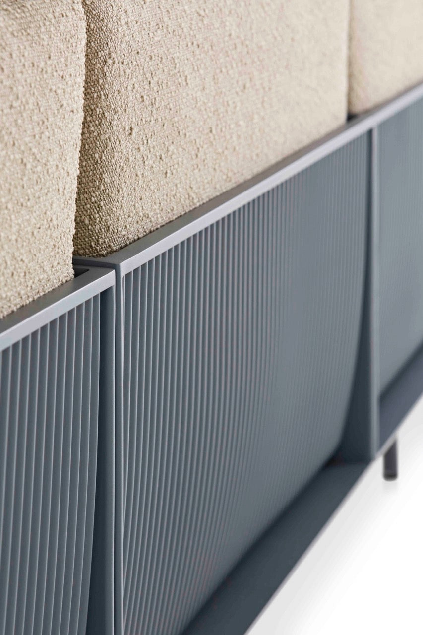 Gandia Blasco I Onde 3 Seat Sofa 267 cm