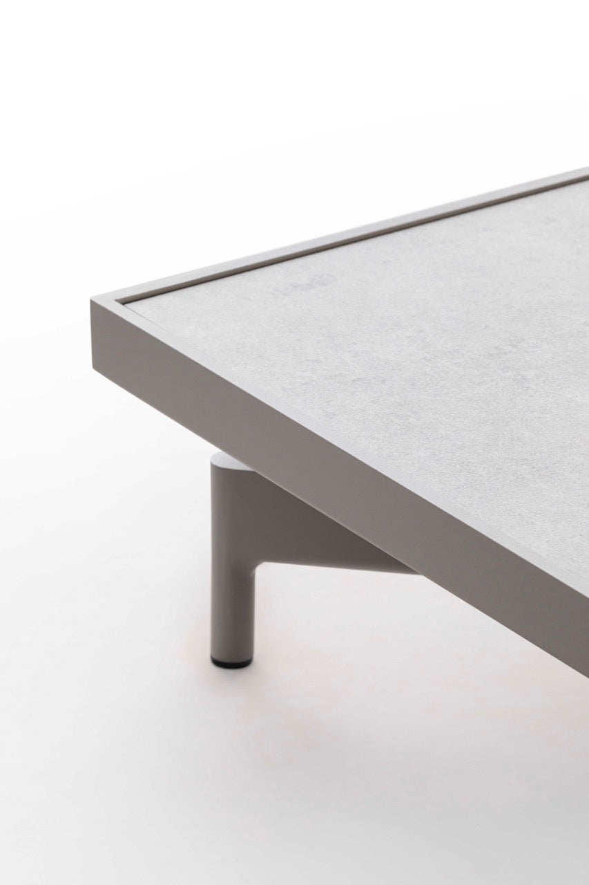 Gandia Blasco I Onde Couchtsich 85 cm, quadratisch