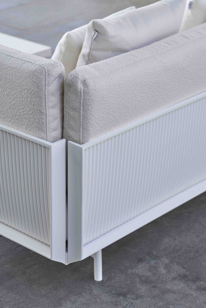 Gandia Blasco Onde 2 Seat Sofa in weiß, Rückansicht 