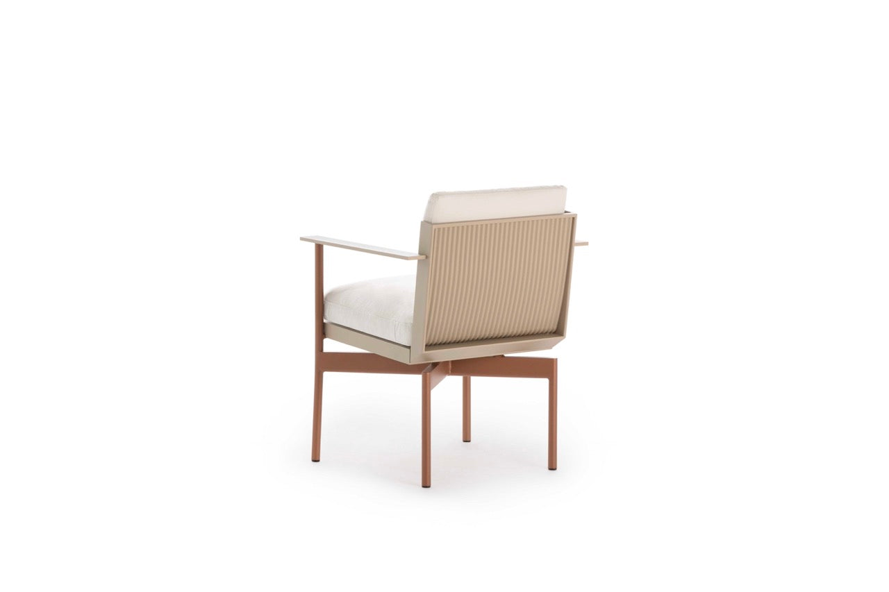 Gandia Blasco I Onde Dining-Stuhl mit Armlehnen
