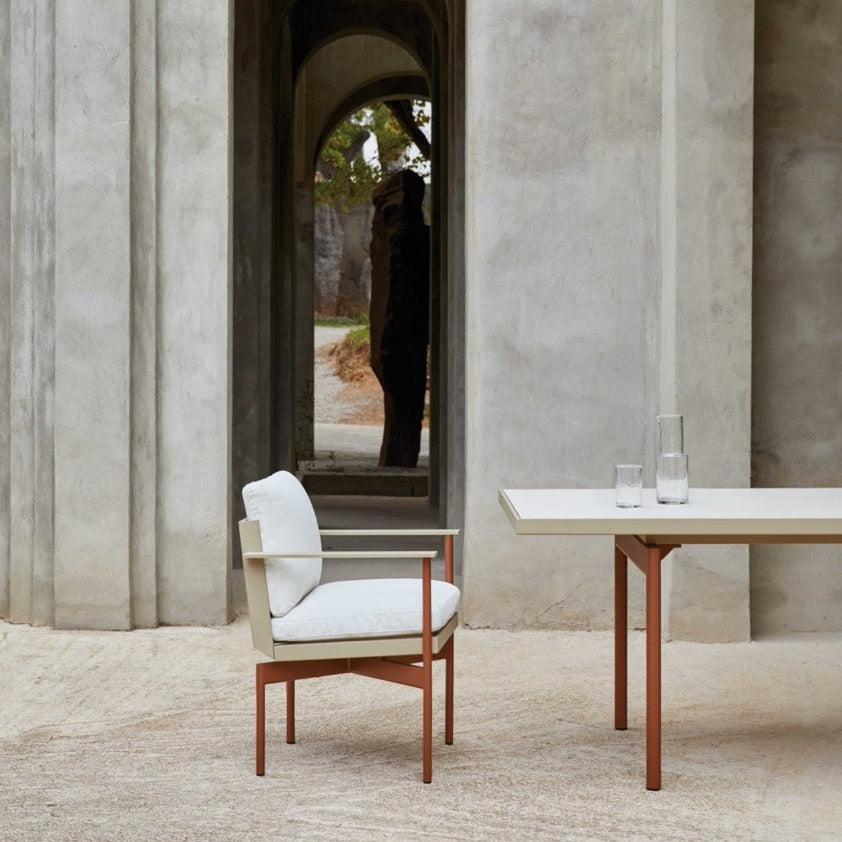 Gandia Blasco I Onde Dining-Stuhl mit Armlehnen