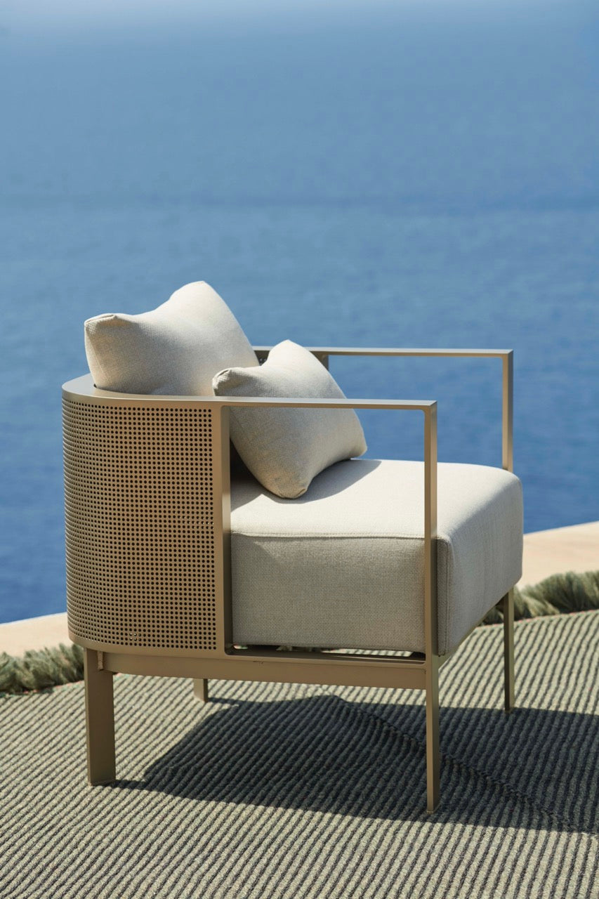 Gandia Blasco I Solanas Club Armchair