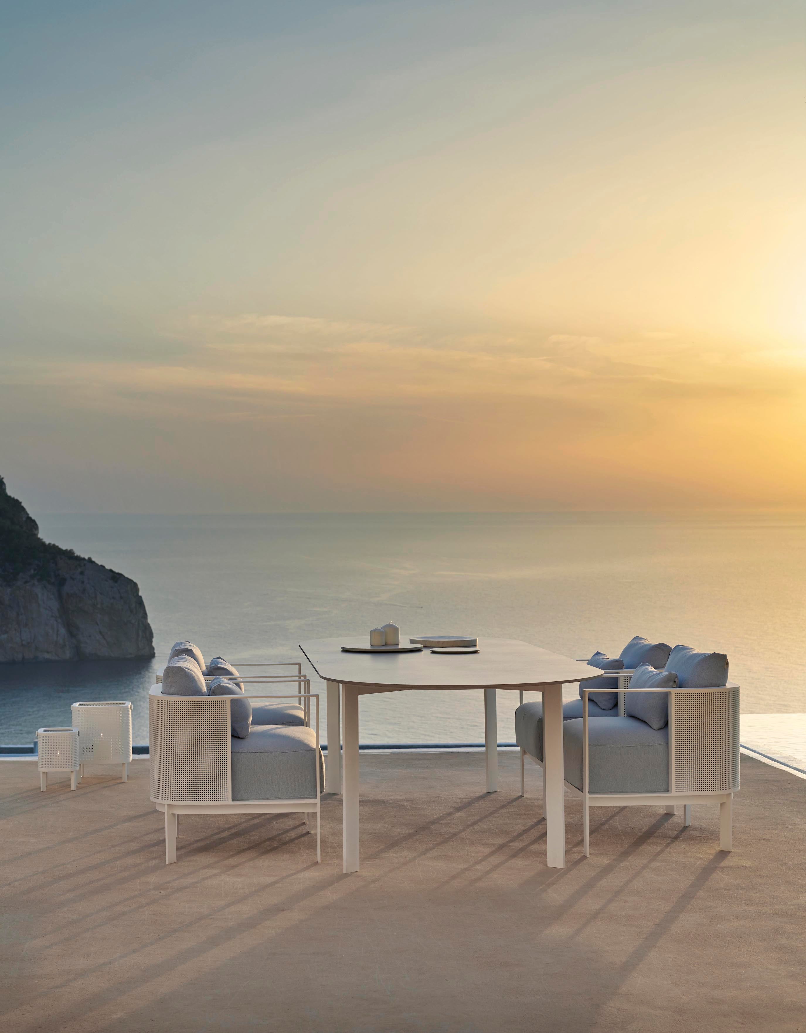 Gandia Blasco I Solanas Dining Table 280 cm, oval