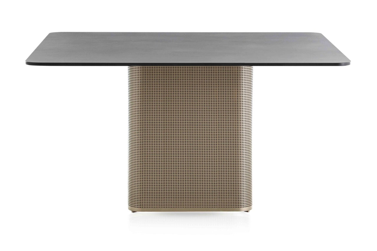 Gandia Blasco I Solanas Dining Table 140 cm, quadratisch