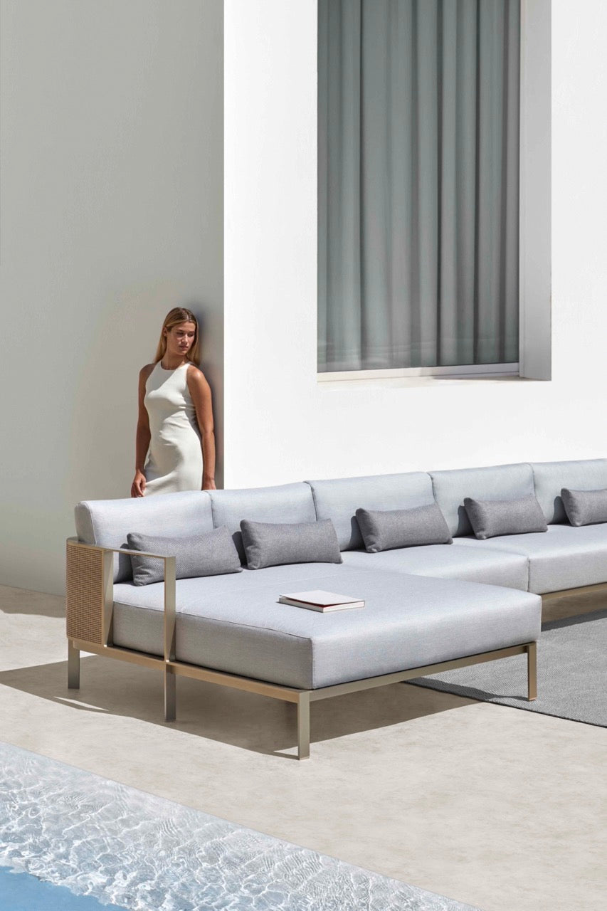 Gandia Blasco I Solanas  XL Sectional 2 Chaiselongue links