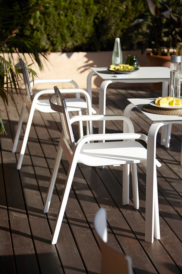 Gandia Blasco Stack Dining Club Fauteuil empilable
