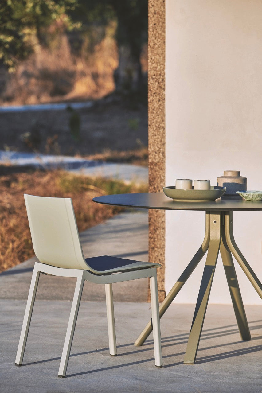Gandia Blasco | Stack Monopata Dining Table 120 cm, rund