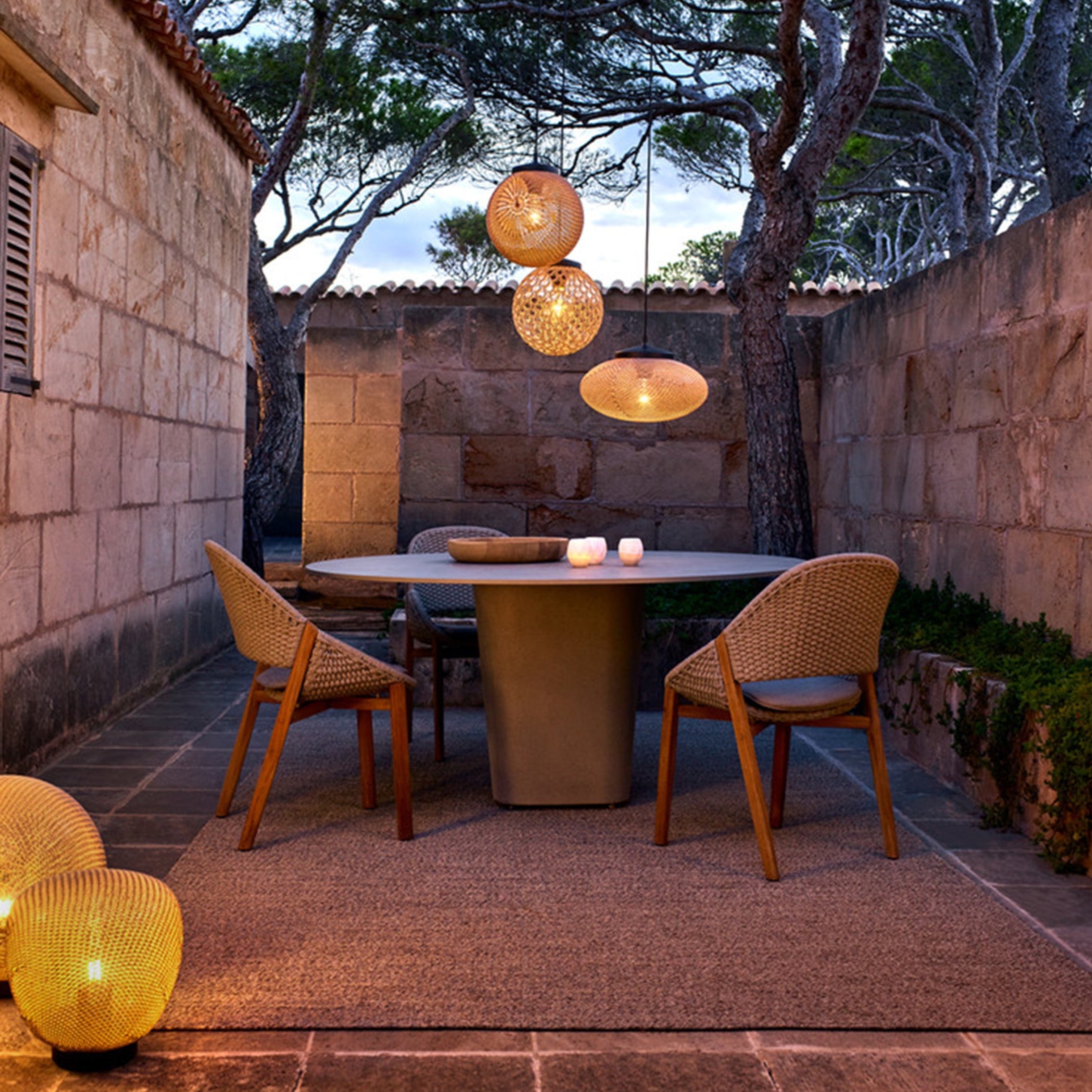 Tribu I Tao Esstisch 180 cm, rund