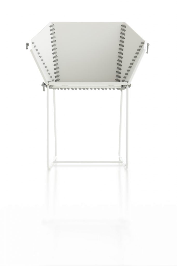 Gandia Blasco Textile Dining Armchair in weiß, Frontansicht 