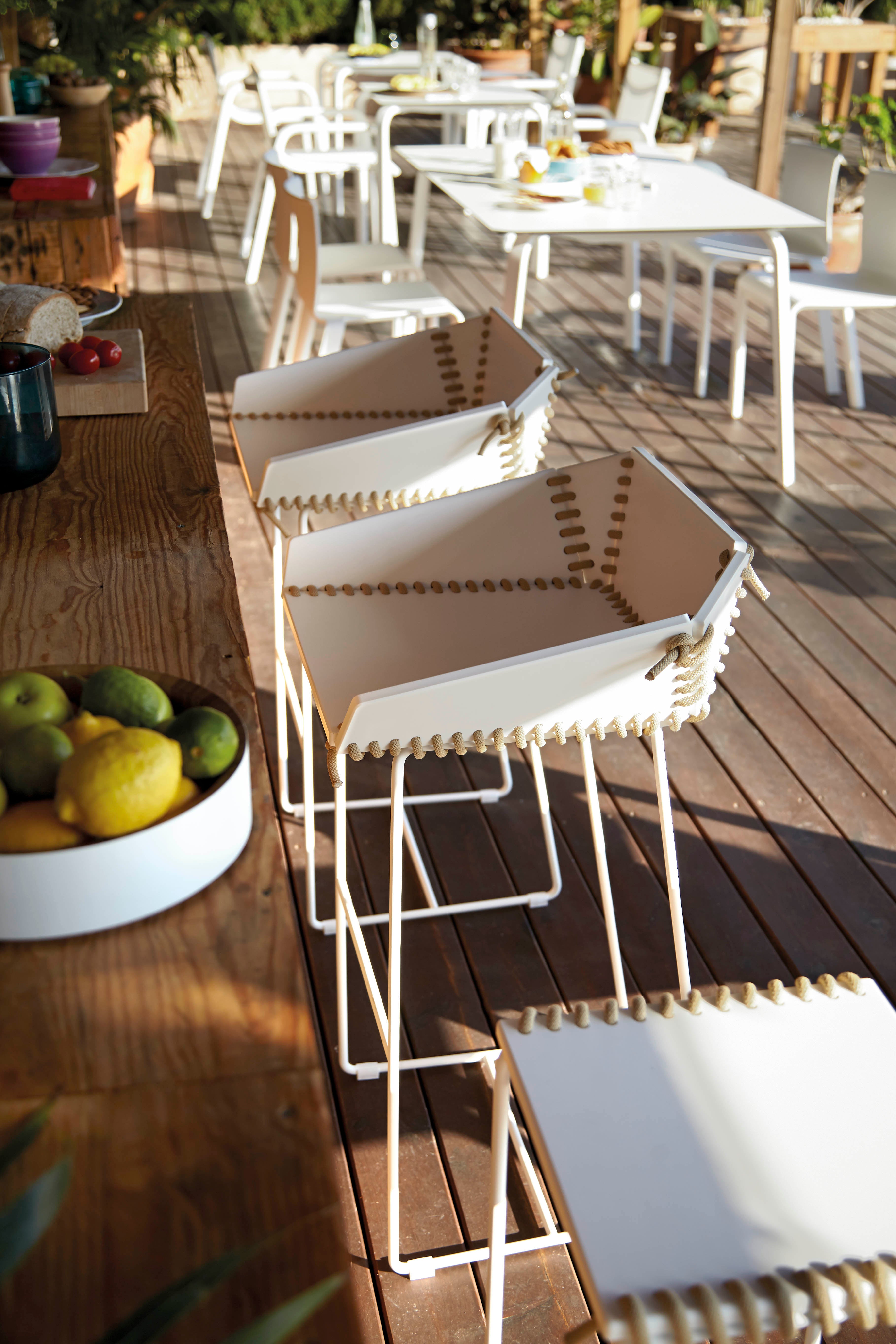 Gandia Blasco | Textile hoher Barhocker mit Lehne