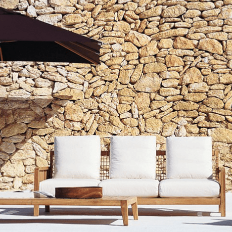 Teak Sofa Syntesis von Unopiu mit 3 weißen Sitz - und Rückenpolstern